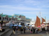 Click to see big picture (2048x1536 pixels; 598 KB)