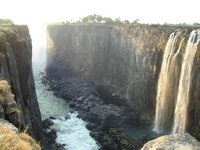 Click to see big picture (2048x1536 pixels; 604 KB)