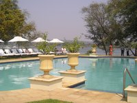 Click to see big picture (2048x1536 pixels; 619 KB)