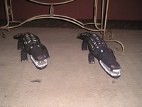 Click to see big picture (2048x1536 pixels; 674 KB)