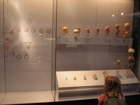 Click to see big picture (2048x1536 pixels; 723 KB)