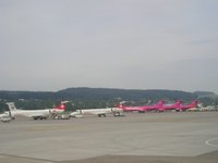 Click to see big picture (2048x1536 pixels; 694 KB)